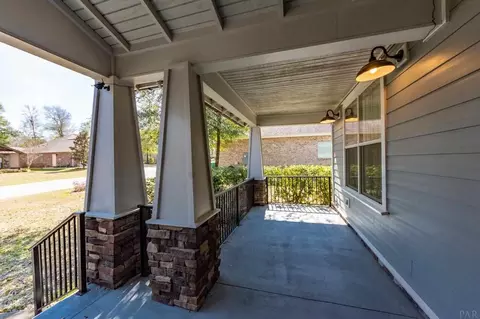 6018 Trestle St, Crestview, FL 32536 photo 4