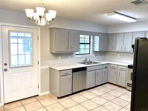 4442 Angie Ln, Pace, FL 32571 photo 9