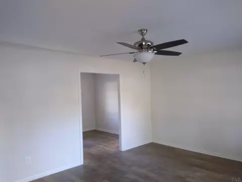 521 Ayers St, Molino, FL 32577 photo 9