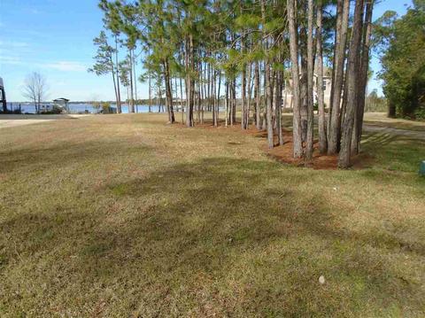 4560 Bayside Dr, Milton, FL 32583 photo 9