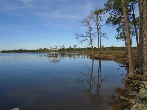 4560 Bayside Dr, Milton, FL 32583 photo 2