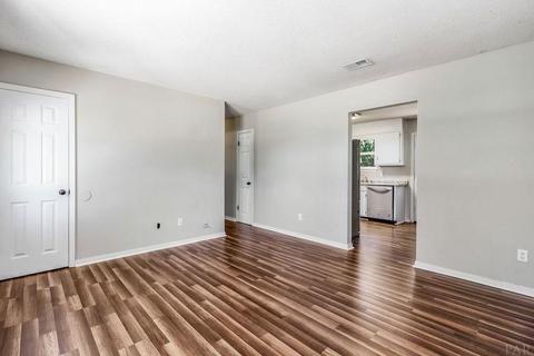 4935 Mayo Cir, Pace, FL 32571 photo 3