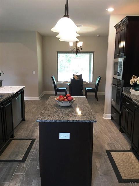 5649 Micanopy Dr, Milton, FL 32570 photo 7