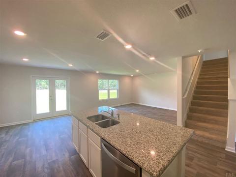 5901 Danbury Blvd, Pace, FL 32571 photo 3