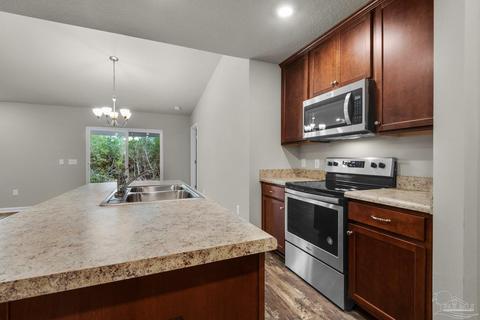 3545 Conley Dr, Cantonment, FL 32533 photo 8