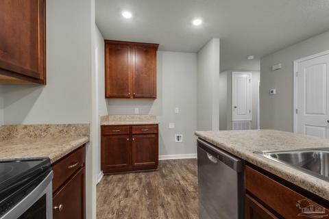3545 Conley Dr, Cantonment, FL 32533 photo 9