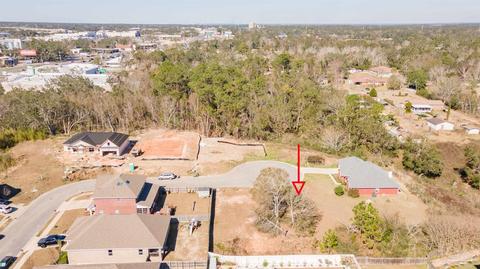 670 Farmington Rd, Pensacola, FL 32504