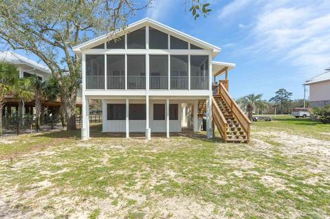 729 Mike Gibson Ln, Milton, FL 32583 photo 2