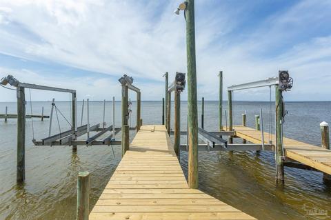729 Mike Gibson Ln, Milton, FL 32583 photo 9