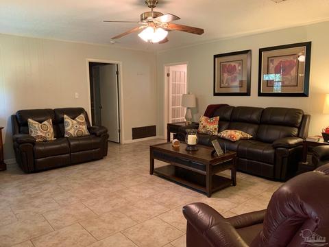 5080 Hamilton Ln, Pace, FL 32571 photo 7