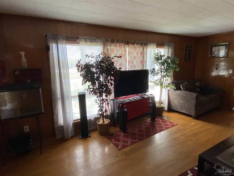 203 Forest Ave, Atmore, AL 36502 photo 5