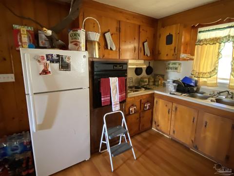 203 Forest Ave, Atmore, AL 36502 photo 10