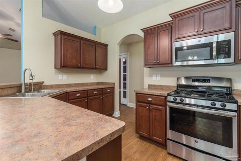 4940 Parrotts Ln, Pace, FL 32571 photo 10