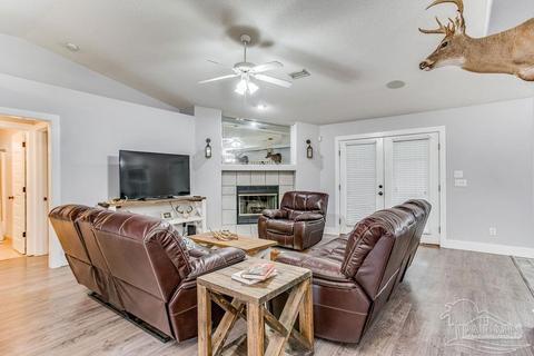 6105 Jameson Cr, Pace, FL 32571 photo 13