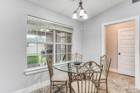 6105 Jameson Cr, Pace, FL 32571 photo 11