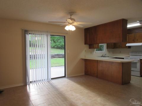 4685 Evelyn St, Pace, FL 32571 photo 7