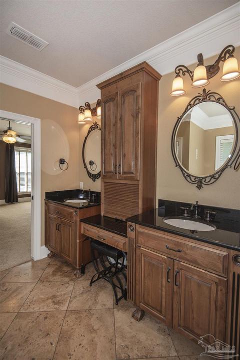 6019 E Cambridge Way, Pace, FL 32571 photo 13