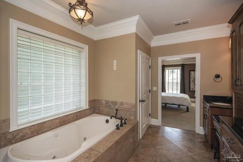 6019 E Cambridge Way, Pace, FL 32571 photo 14