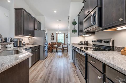 4653 Perception Cir, Milton, FL 32570 photo 7