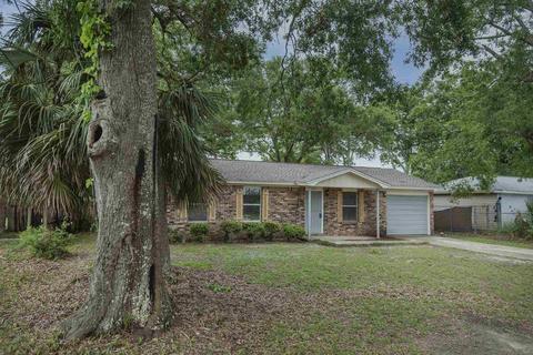 207 Marine Dr, Pensacola, FL 32507 photo 1