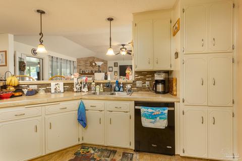 5312 Stiles Ln, Pace, FL 32571 photo 13