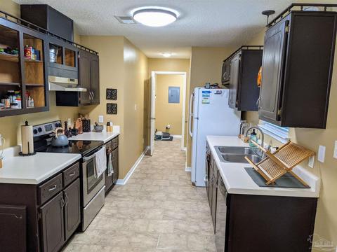 5775 Melrose Dr, Milton, FL 32570 photo 8