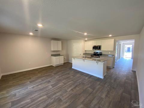 769 Jacobs Way, Cantonment, FL 32533 photo 6