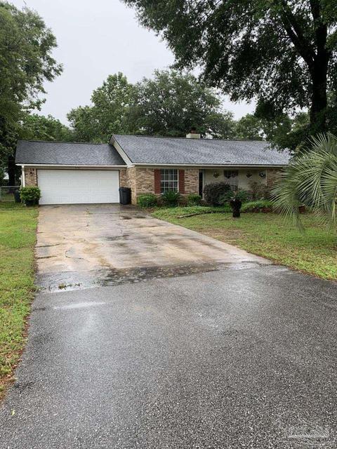 5754 Rolling Hills Dr, Milton, FL 32570 photo 2
