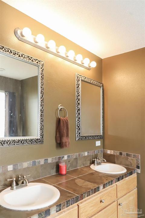 1891 Grassy Rd, Milton, FL 32583 photo 27