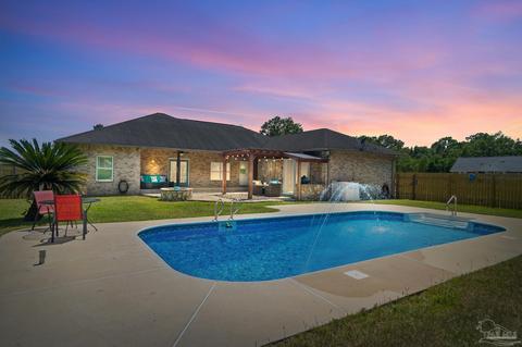 5056 Hartley Dr, Pace, FL 32571 photo 1