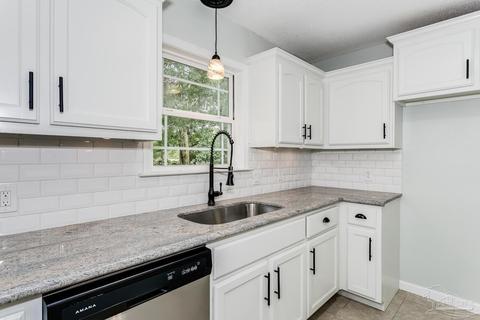 4455 Swan Ave, Pace, FL 32571 photo 9