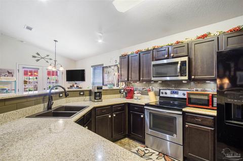 5534 Peach Dr, Pace, FL 32571 photo 9