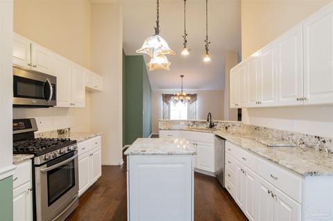 668 Hanley Downs Dr, Cantonment, FL 32533 photo 9