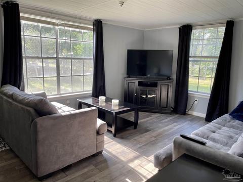 4256 Melton Rd, Milton, FL 32583 photo 8