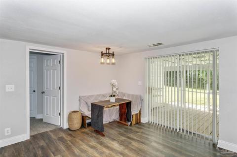 7036 Dorr St, Milton, FL 32583 photo 13