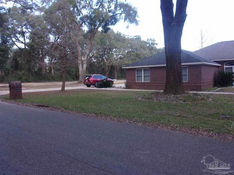 5386 Hamilton Ln, Pace, FL 32571 photo 5