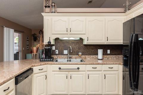 4669 Autumndale Dr, Pace, FL 32571 photo 12