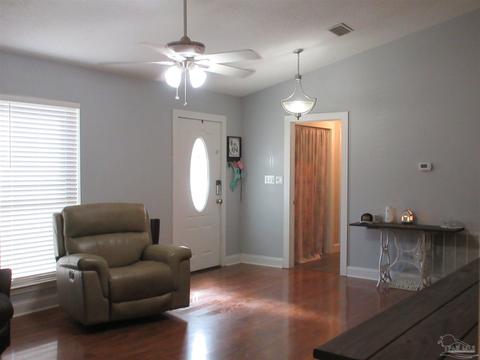 5336 Avenida De Golf, Pace, FL 32571 photo 6