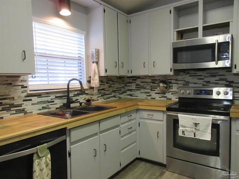 5336 Avenida De Golf, Pace, FL 32571 photo 13