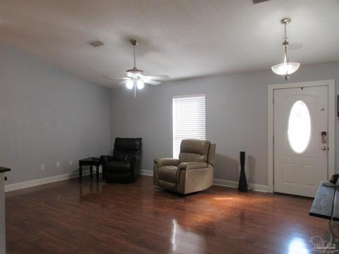 5336 Avenida De Golf, Pace, FL 32571 photo 5