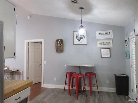 5336 Avenida De Golf, Pace, FL 32571 photo 9