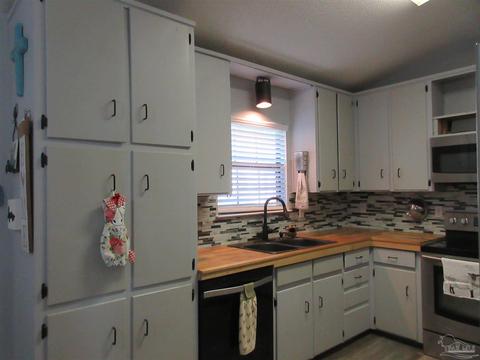 5336 Avenida De Golf, Pace, FL 32571 photo 11