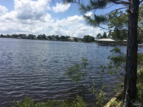7790 Sunfish Ln, Milton, FL 32583 photo 1