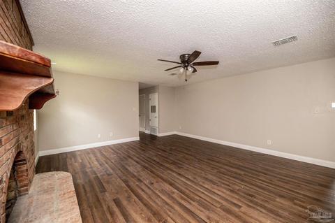 4841 Longleaf Dr, Pace, FL 32571 photo 13