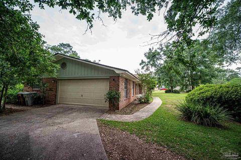 4841 Longleaf Dr, Pace, FL 32571 photo 3