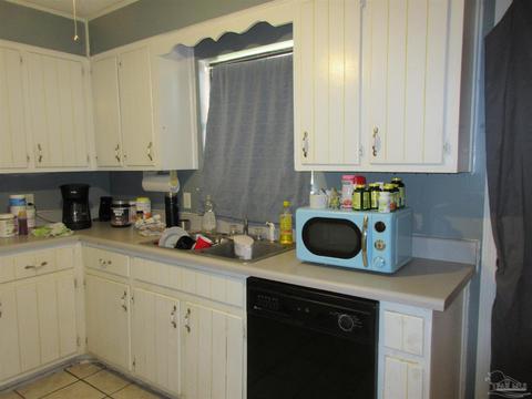 4264 Wellington Dr, Pace, FL 32571 photo 8