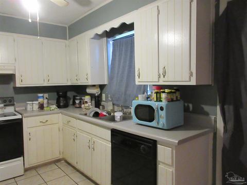 4264 Wellington Dr, Pace, FL 32571 photo 5
