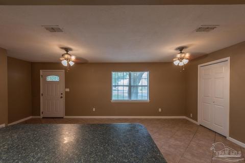4297 Diamond St, Pace, FL 32571 photo 9