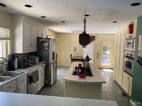 5847 Hamilton Bridge Rd, Milton, FL 32570 photo 9