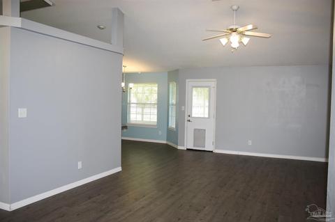 6004 Jameson Cr, Pace, FL 32571 photo 3